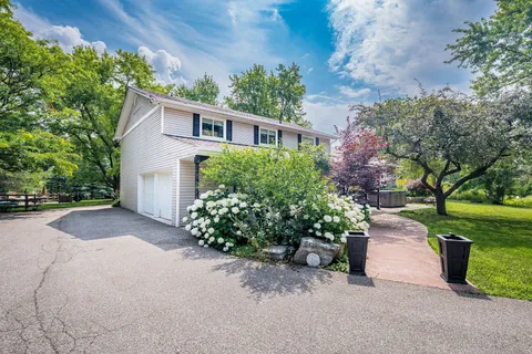 8375 Creditview Road, ON L6Y 0G7