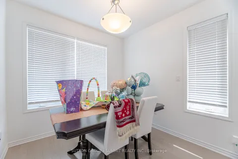 5206 Viola Desmond Drive, ON L5M 2S7