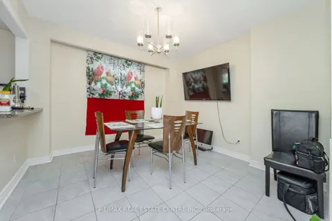 10 Fanshawe Drive, ON L6Z 1A9