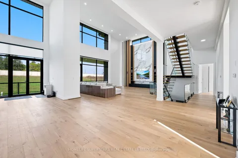 32 Sugarbush Court, ON L7G 4S7