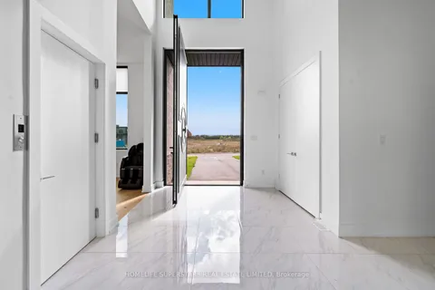 32 Sugarbush Court, ON L7G 4S7