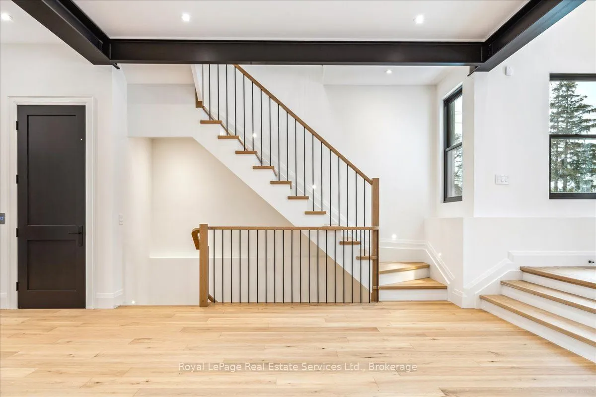 70 Navy Street, ON L6J 2Y9