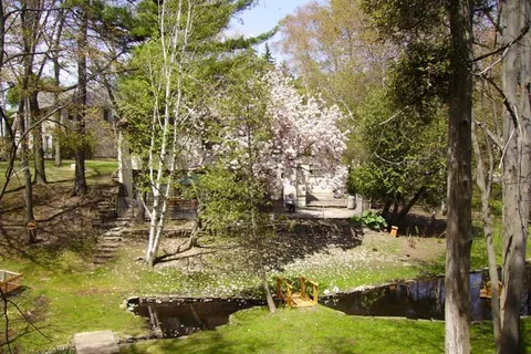 1322 Birchview Drive, ON L5H 3E4