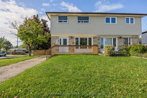 2126 Pashak Court, ON L5A 1H7