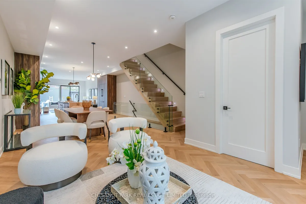 222A Pearson Avenue, ON M6R 1G7