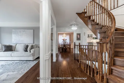 14 Shadywood Road, ON L6Z 4M6