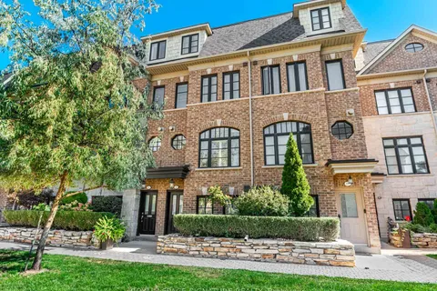 63 Ruby Lang Lane, ON M8Z 0B8