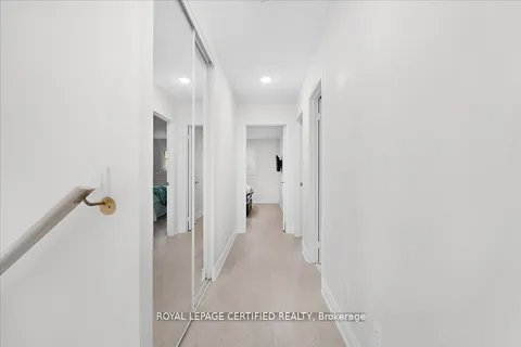 121 Genesee Drive, ON L6H 5Z3