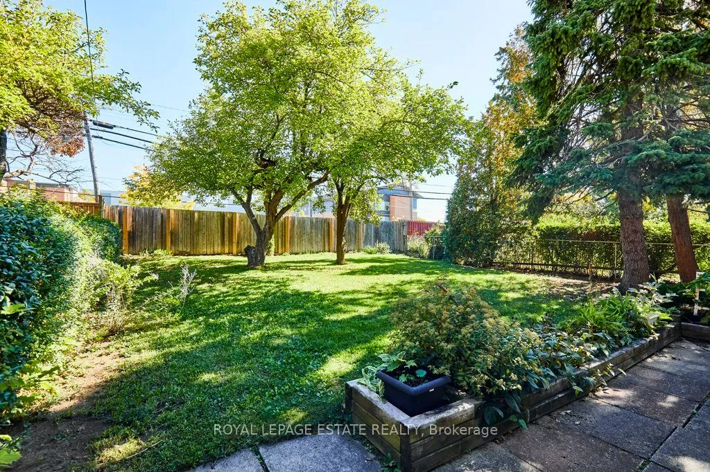 5 Bolger Place, ON M9W 4R6