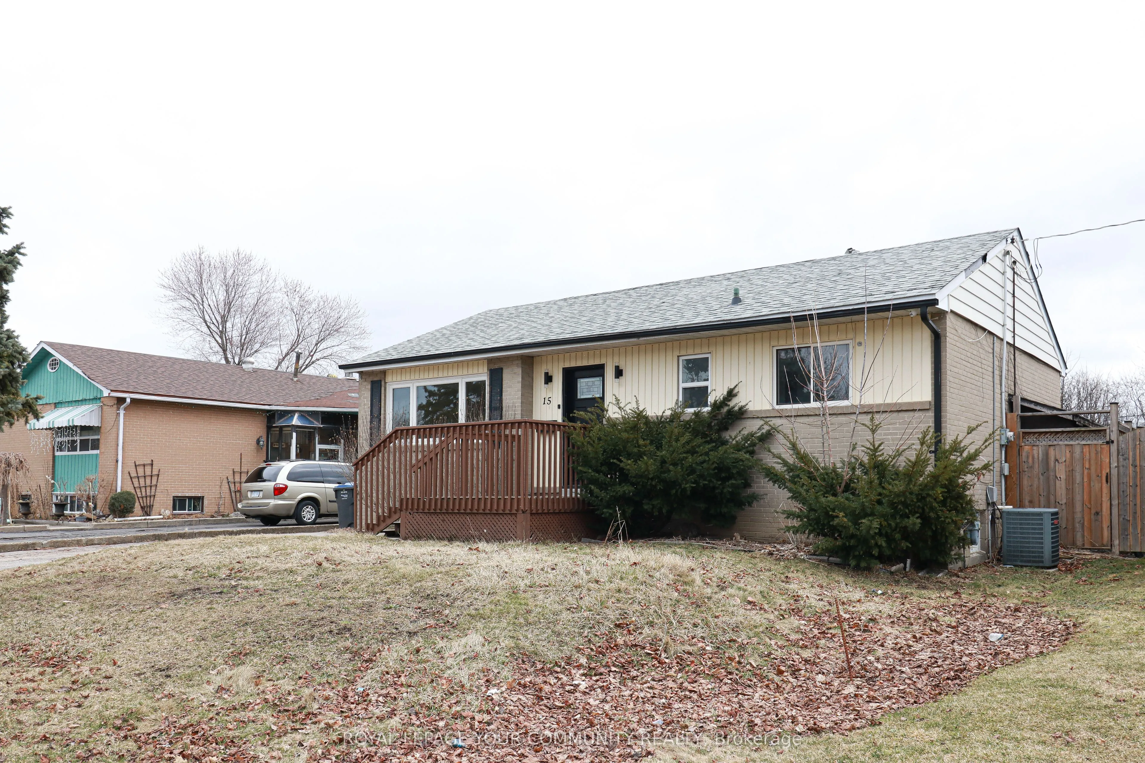 15 Golding Avenue, ON L6W 1M5