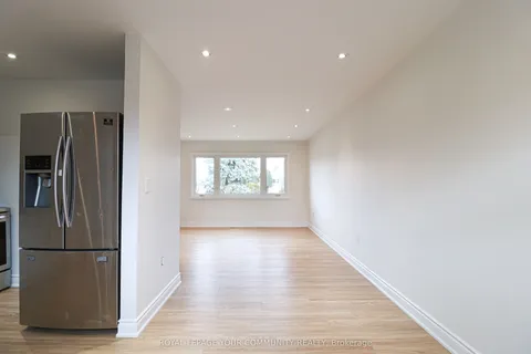 15 Golding Avenue, ON L6W 1M5