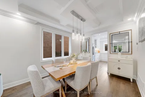 2201 Hillmount Drive, ON L6M 0H9