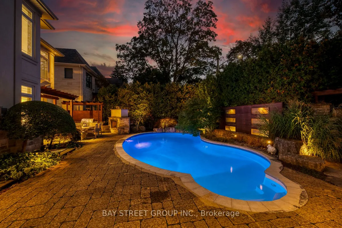 452 Avon Crescent, ON L6J 2T3