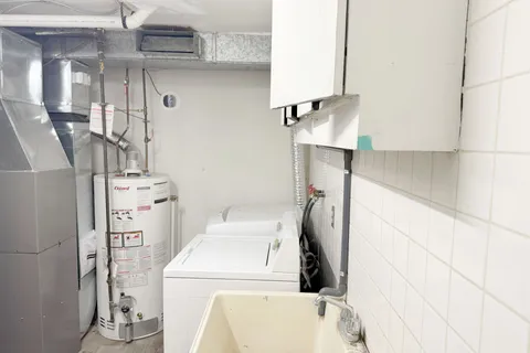 11 Melpham Court, ON M9V 2H2