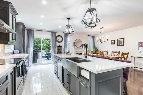 42 Somerville Road, ON L7J 3A1