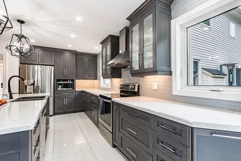 42 Somerville Road, ON L7J 3A1