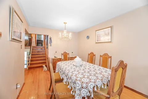 33 Tolton Drive, ON L6V 2P9