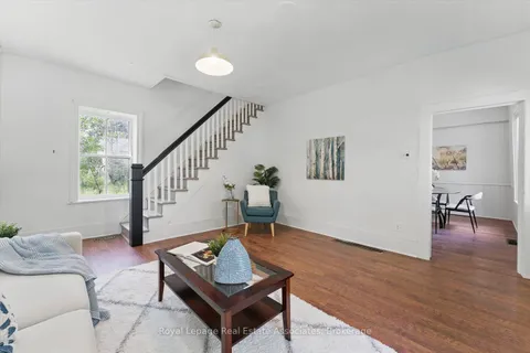 401 Draper Street, ON L7G 4B6