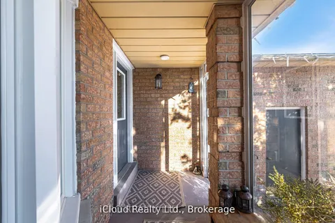 1615 Sir Monty's Drive, ON L5N 4R1