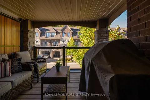 53 Dryden Way, ON M9R 0B2