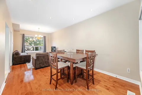 5 Melrose Gardens, ON L7A 1J7