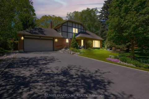 44 Cairnmore Court, ON L6Z 1T6