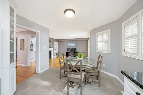 15 Harriet Street, ON L7G 5W4