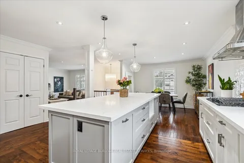 692 Catalina Crescent, ON L7L 5B8