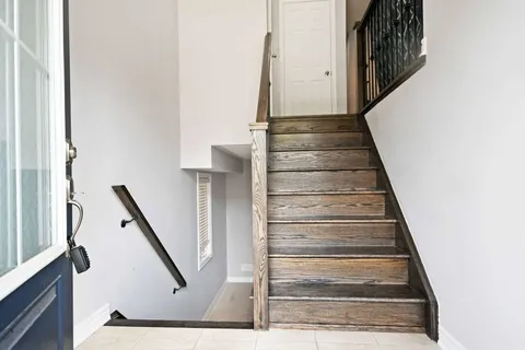 76 Rockman Crescent, ON L7A 3Z9