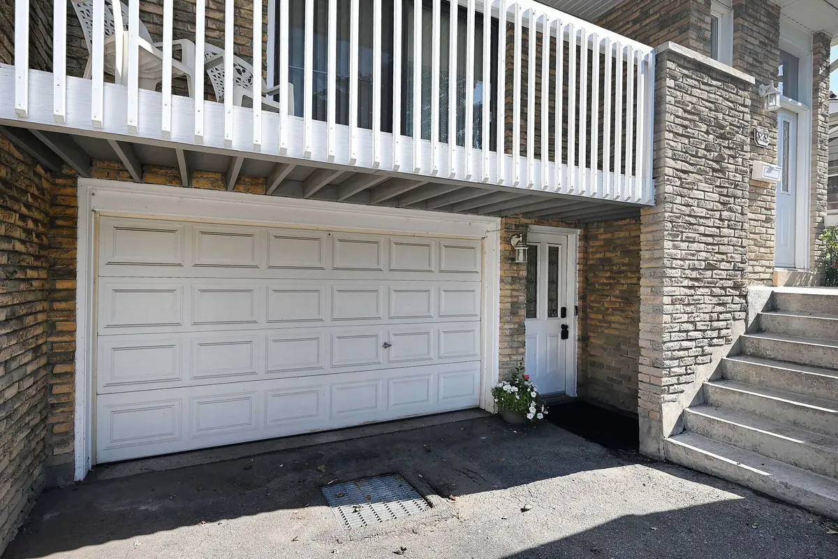 3232 MCCARTHY Court, ON L4Y 3Z6