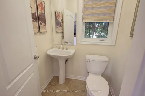 3308 Granite Gate, ON L7M 0L7