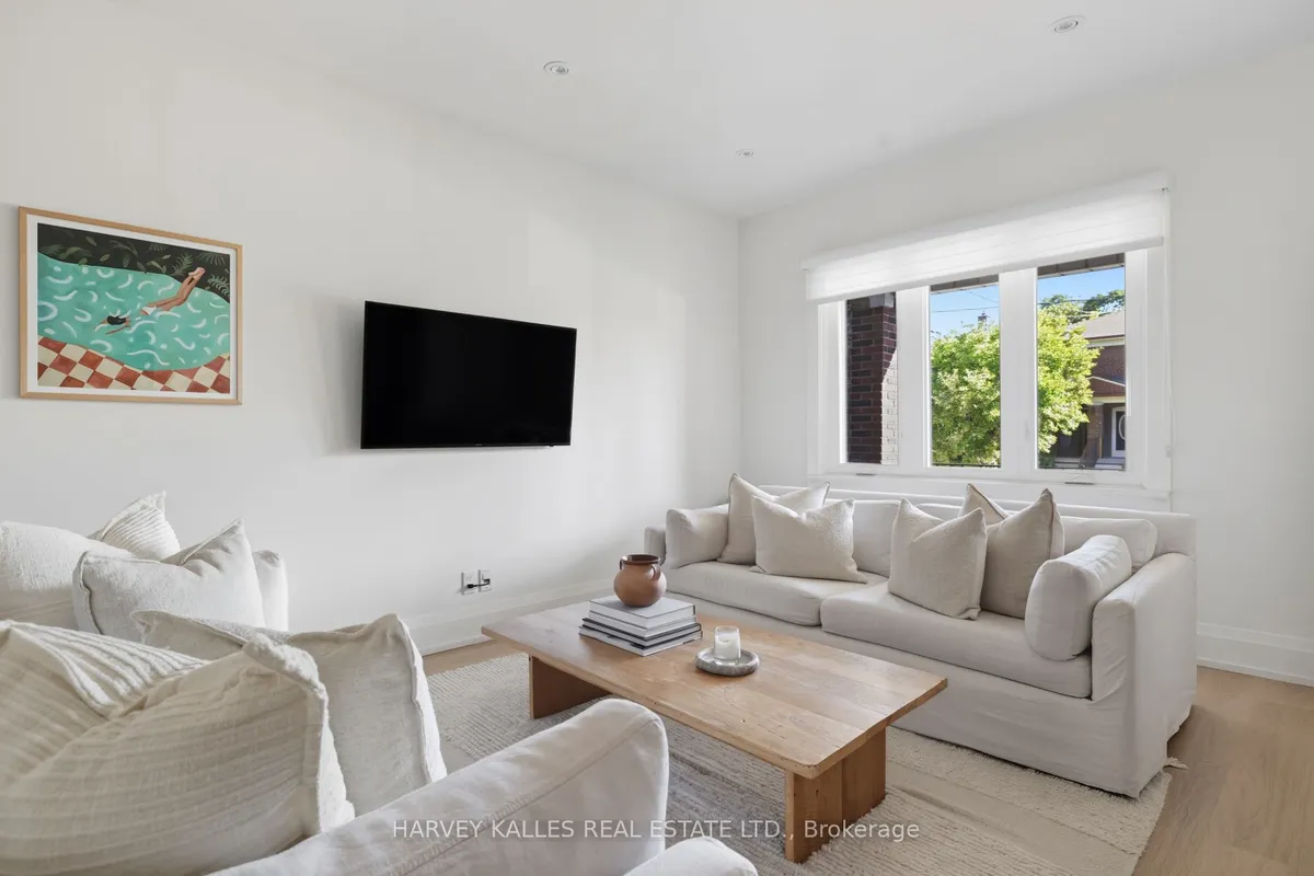 266 Mcroberts Avenue, ON M6E 4P6