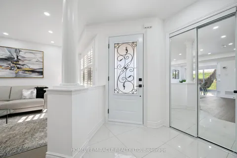 7562 Black Walnut Trail, ON L5N 8A9