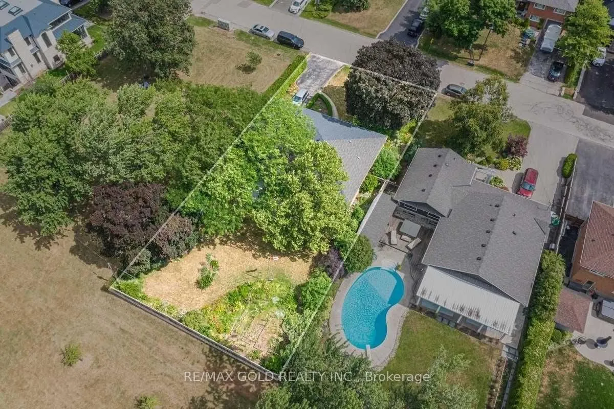 378 Sandlewood Road, ON L6L 3S2