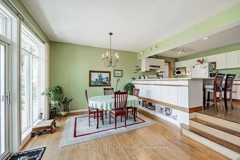 378 Sandlewood Road, ON L6L 3S2