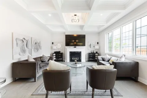 61 Degrey Drive, ON L6P 4L7