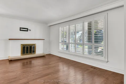 19 Wall Avenue, ON M9N 2N6