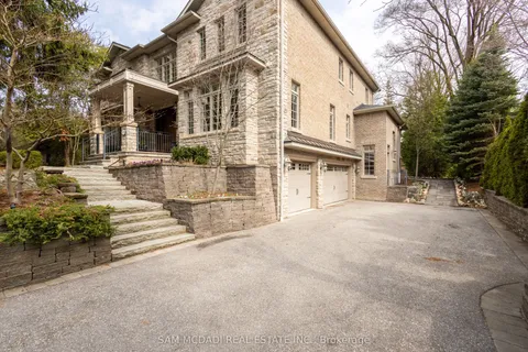 1173 Woodeden Drive, ON L5H 2T7