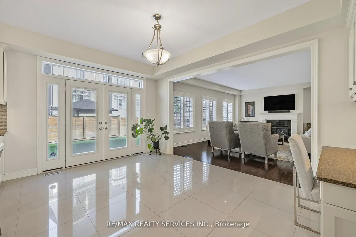 5 Perth Street, ON L6Z 4P3