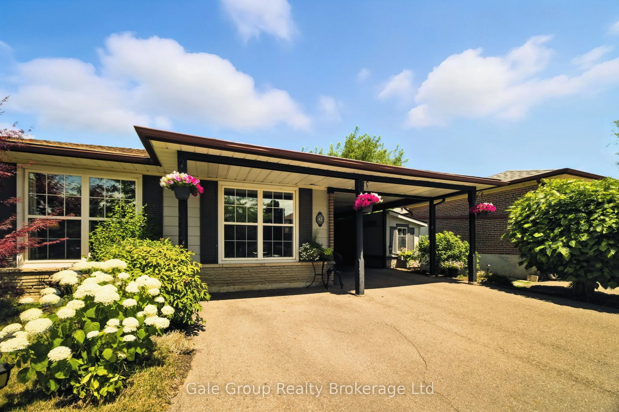 42 Moultrey Crescent, ON L7G 4N5