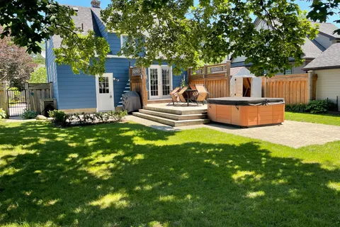 710 Hager Avenue, ON L7S 1R1