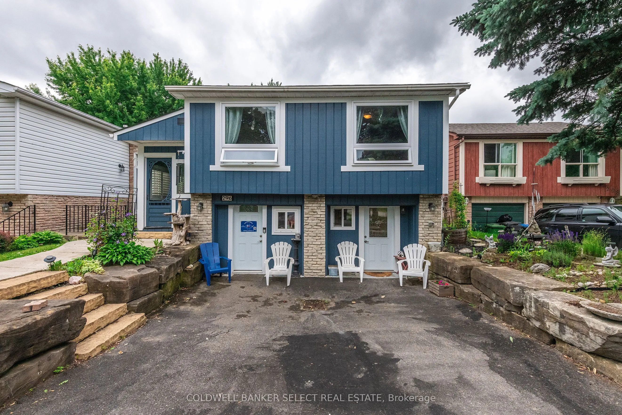 296 Whitehead Crescent, ON L7E 3Y1