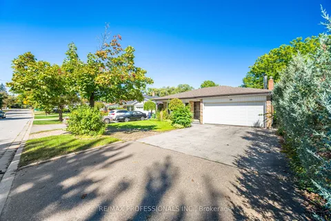 39 Elmcrest Road, ON M9C 3R7