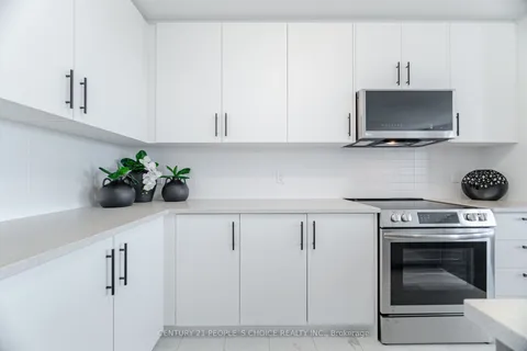 1302 Muller Lane, ON L6H 7Z2