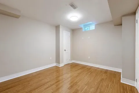 301 Mohawk Road, ON L6L 6P9