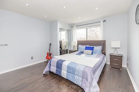 70 Majestic Crescent, ON L6S 3N2