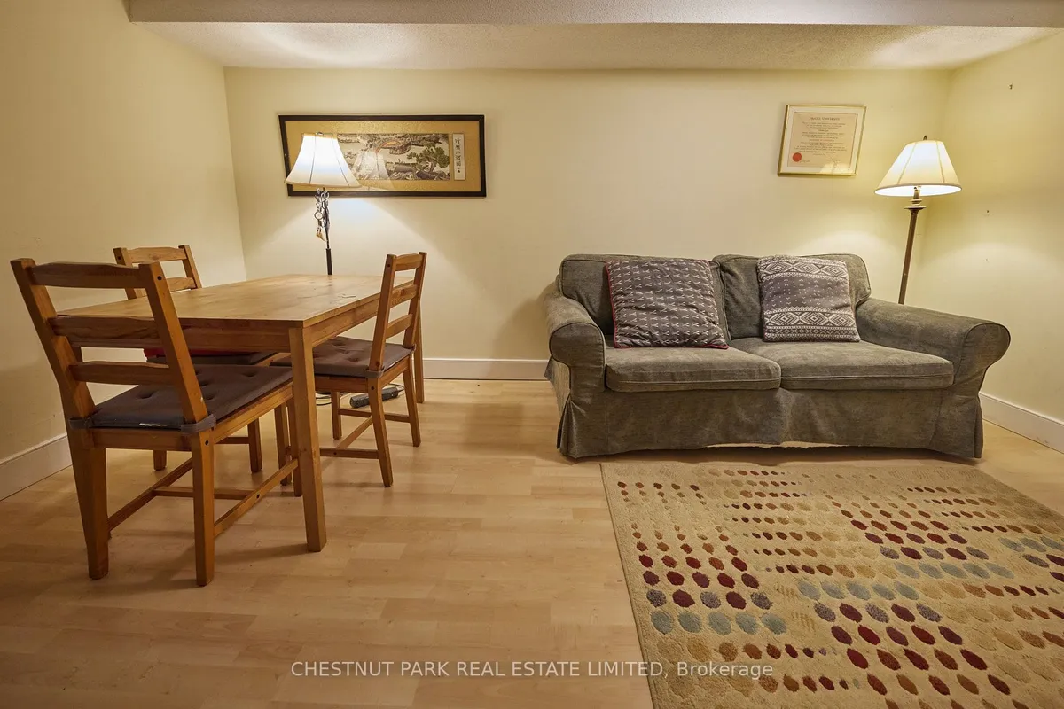 251 High Park Avenue, ON M6P 2S5