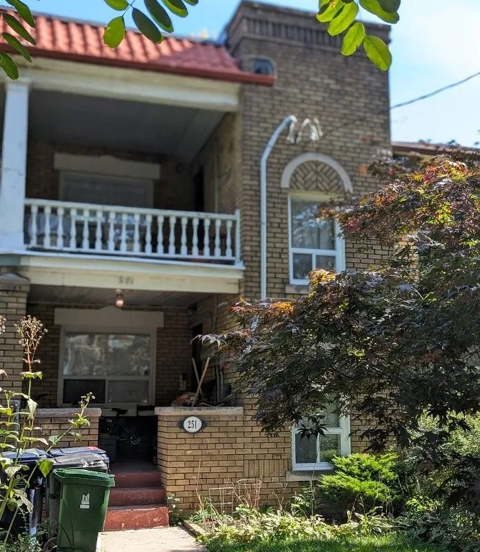 251 High Park Avenue, ON M6P 2S5