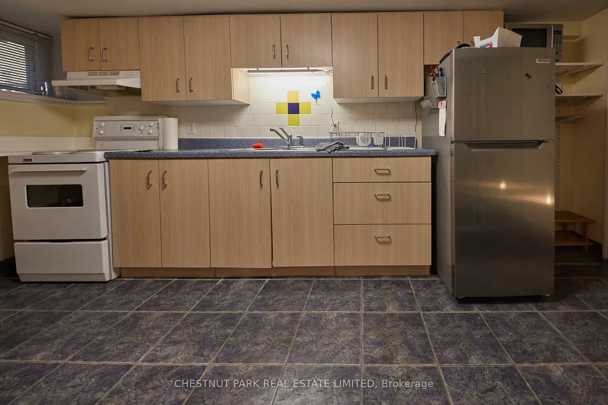 251 High Park Avenue, ON M6P 2S5