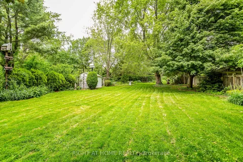 411 Maplehurst Avenue, ON L6L 4Y3